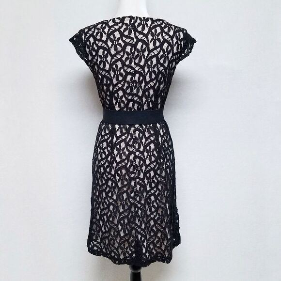 R&k Originals Black Floral Lace Overlay Cap Sleeve Shift Dress 6 - Picture 8 of 12